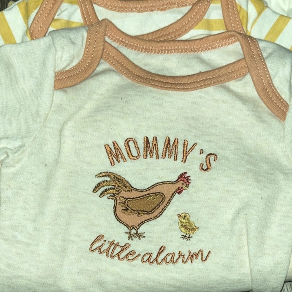 NY Collection Cream and Yellow Baby 5 peace,Onesies Set
